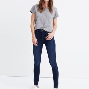Madewell 10 inch high rise skinny jeans. Dark wash size 25